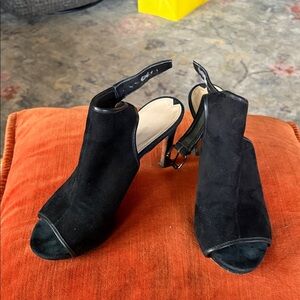 Via Spiga Black Peep-Toe Heels